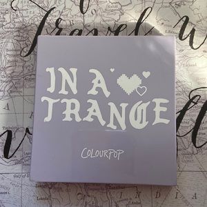 Colourpop ’In A Trance’ eyeshadow palette